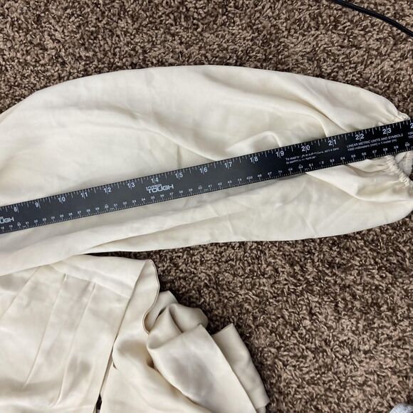 Showpo Blouse Womens US 6 Cream Satin Puff Sleeve Tie Front Smocked Crop Top - Picture 6 of 11